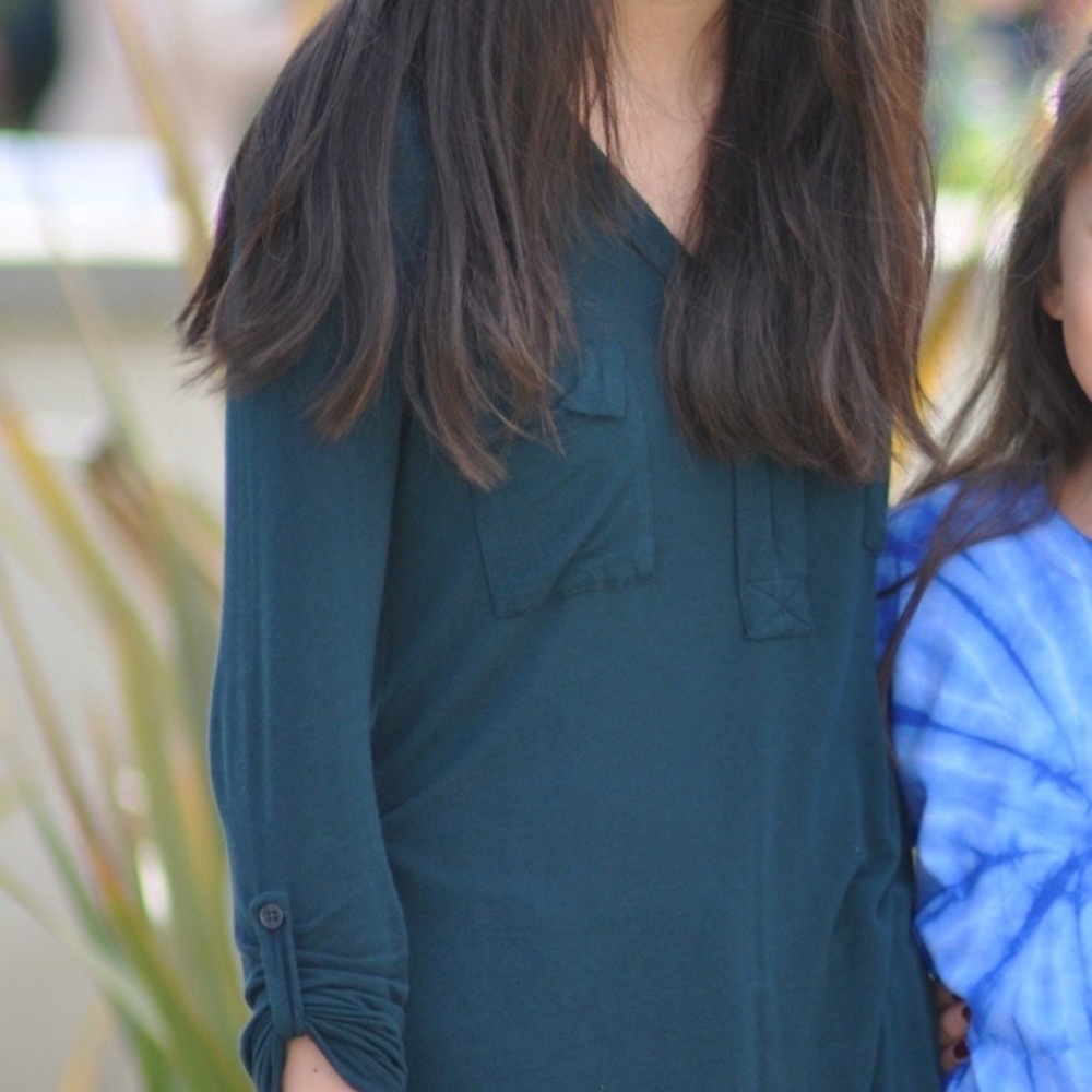 Splendid long sleeve green Henley shirt